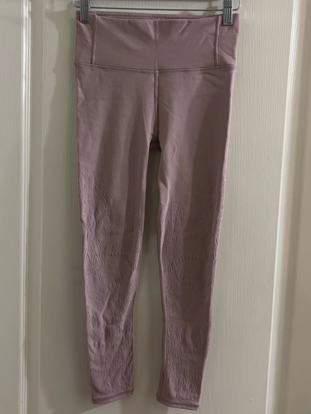 lululemon athletica Mauve Textured High-Rise Leggings